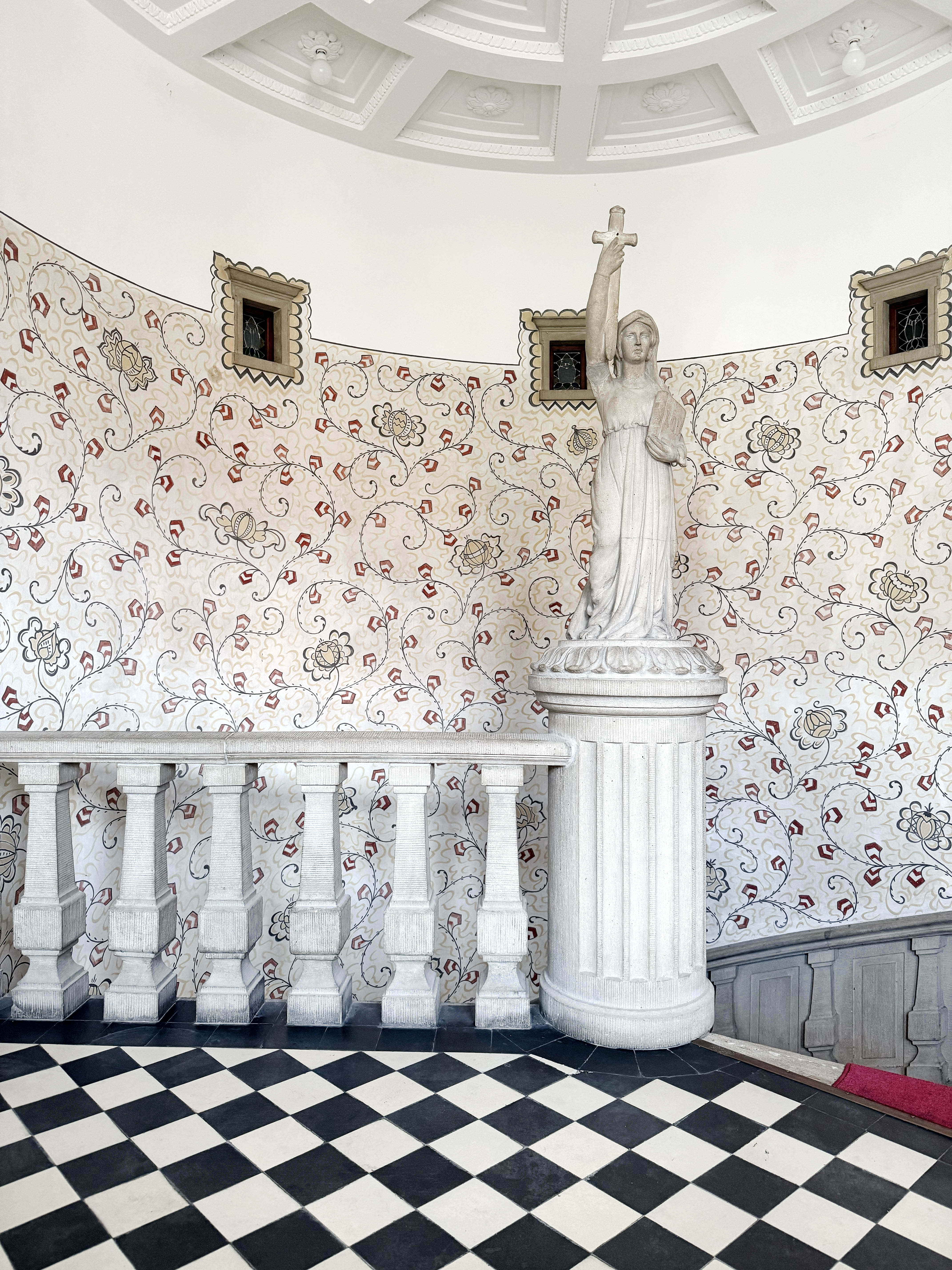 GALLERIET I DEN GAMLE BYGNING